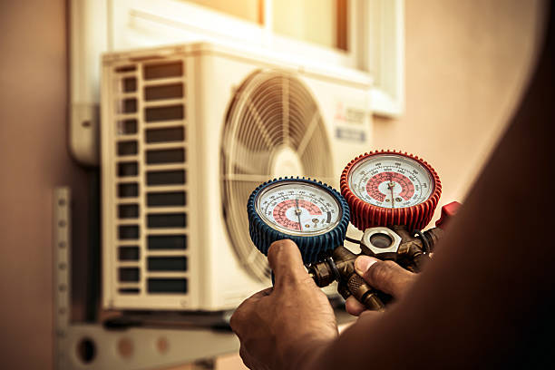 Professional Hvac technician working in Roanoke, VA